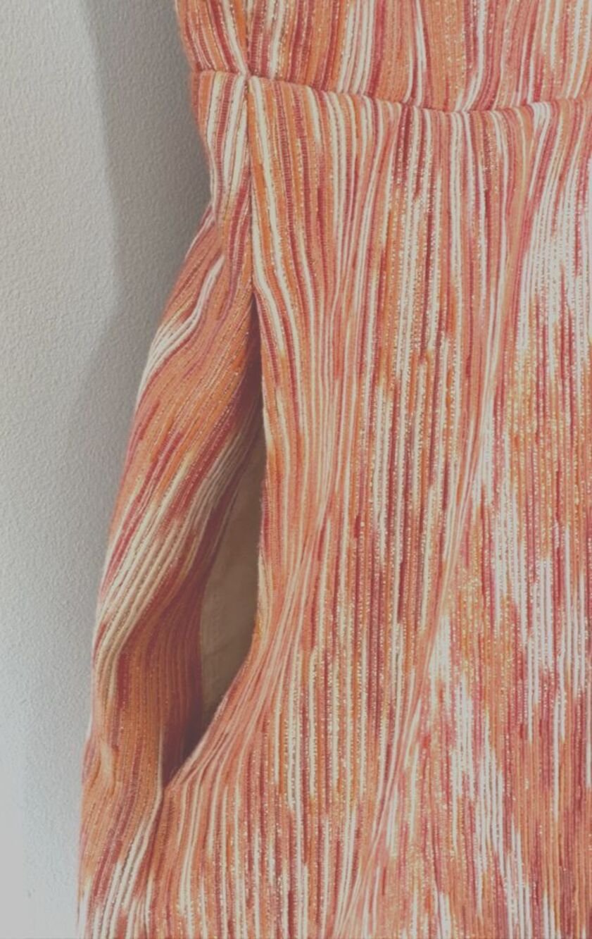 Alice + Olivia Pacey Coral Sunset Lantern Sleeveless A-line V Neck Dress 2 - Picture 8 of 8